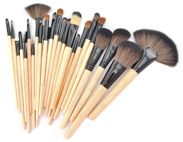Manufacturer 24-Piece Makeup Brush Wood Color Brush Horse Hair Send Brush Pack Set (3)