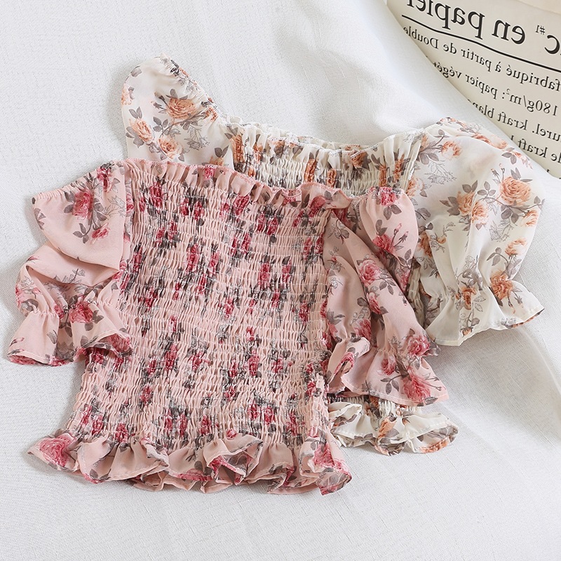 Chiffon shirt with floral collar and wooden ears