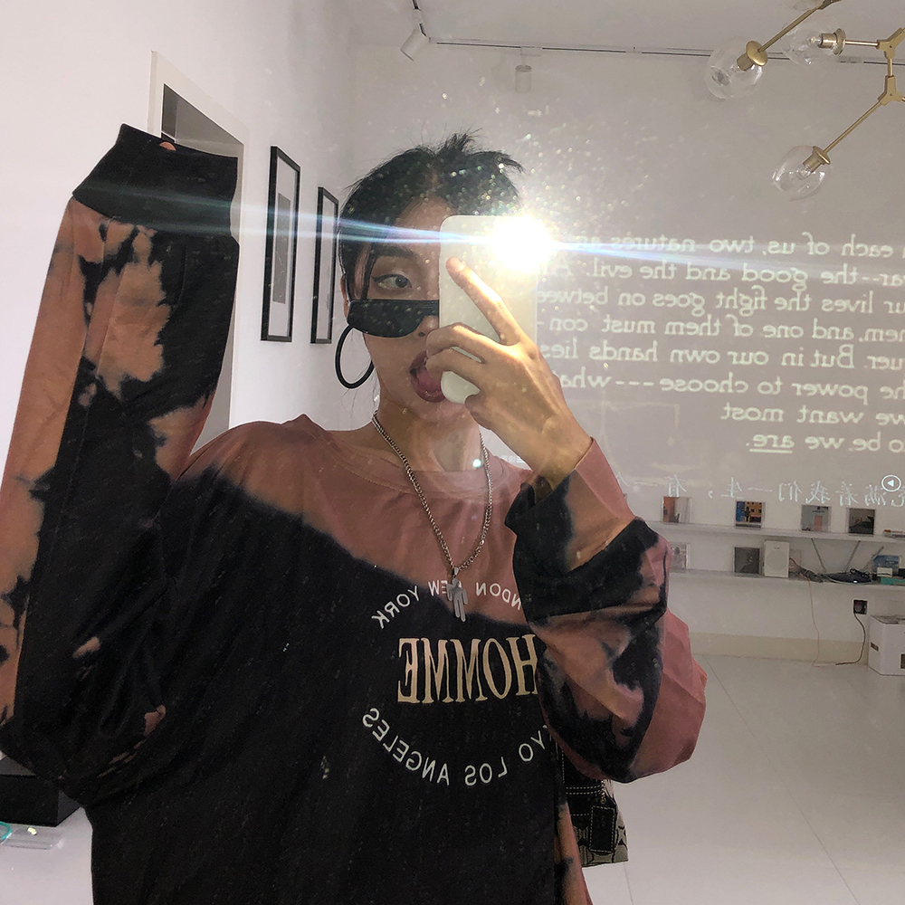 Loose hoodie with round collar