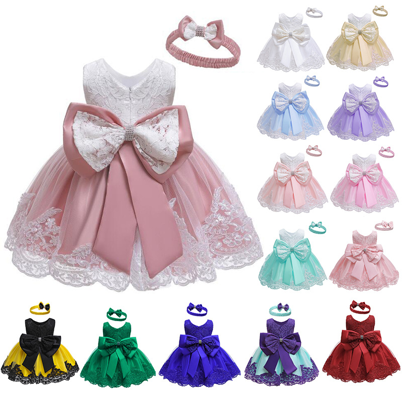 Puff skirt lace dress