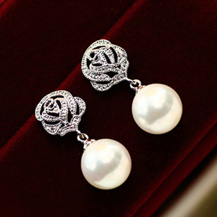 Fashionable diamond zircon Rose Pearl Earrings