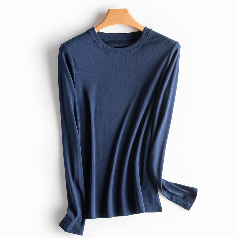 Women's knitted bottoming shirt