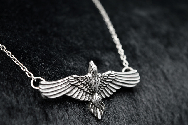 Raven Birds Ruffles Raven Animal Long Link Necklace