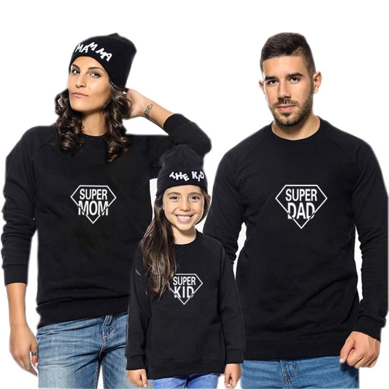 Long-sleeved sweater