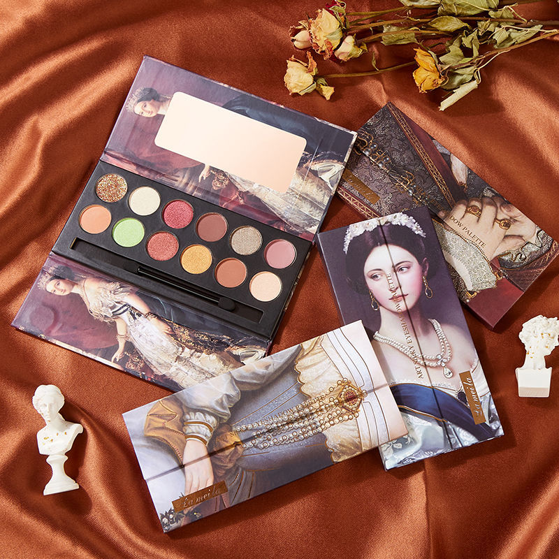 Royalty noble oil painting 12 color eye shadow disc — view 2