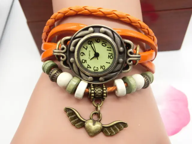 Vintage casual flying heart pendant bracelet belt