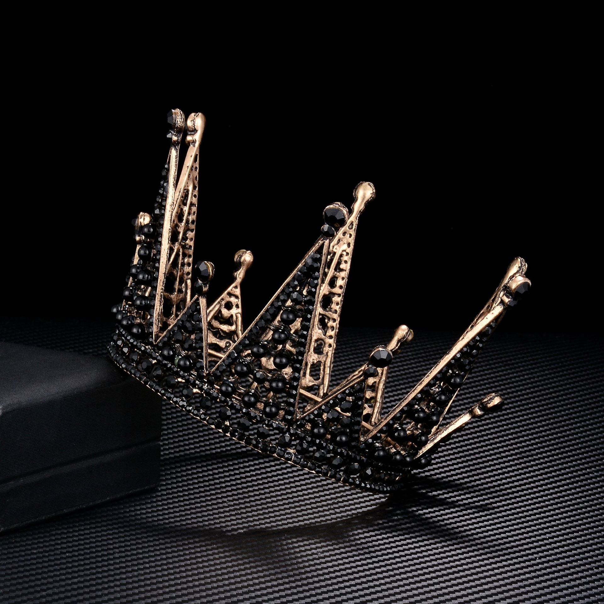 Korean new bride black crown