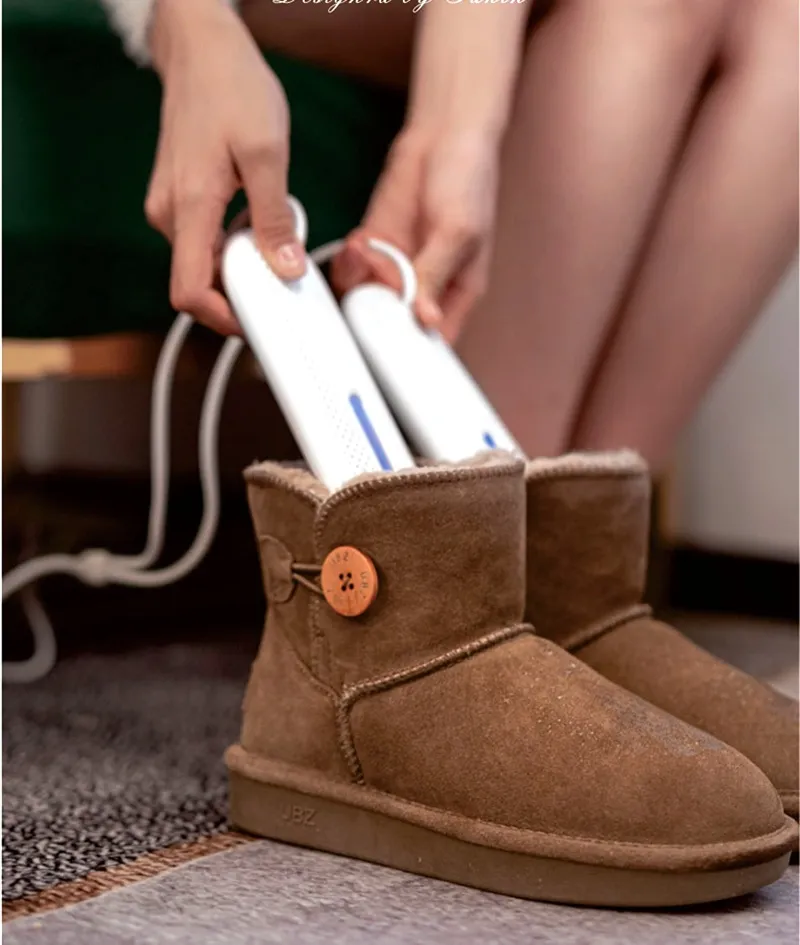 Footwear drying device in winter – image 4