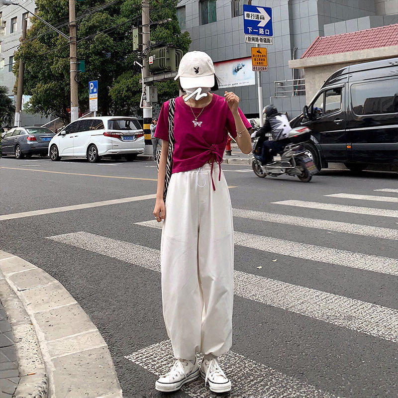 Women's high-waisted cropped trousers