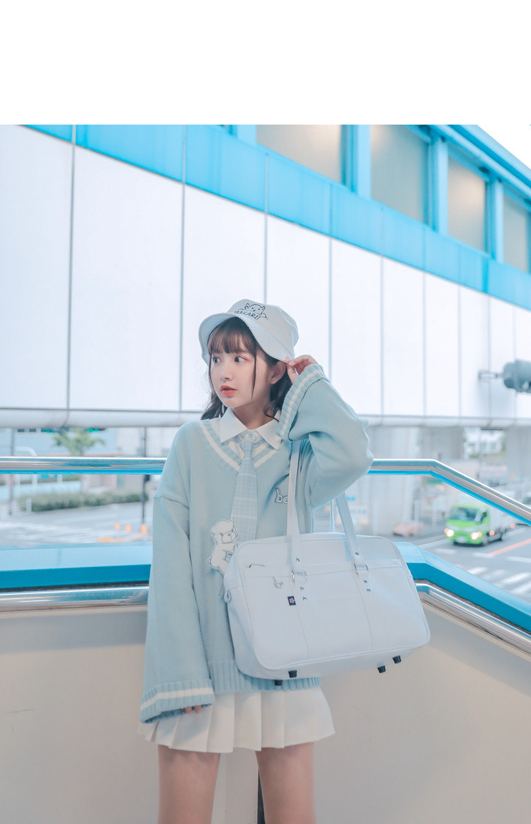 College style loose knit Pullover