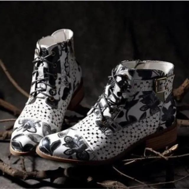 Color matching flower foreign style women's short boots Black - Shop at LoveMi