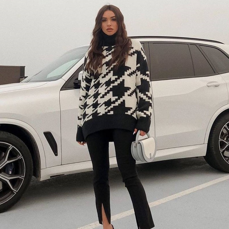 Houndstooth retro pullover sweater