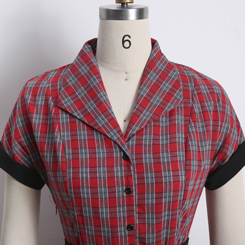 Autumn and winter new plaid short-sleeved lace lapel waist