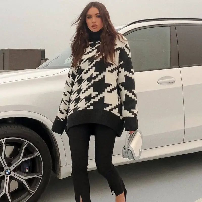 Houndstooth retro pullover sweater
