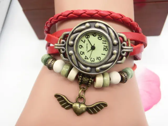 Vintage casual flying heart pendant bracelet belt