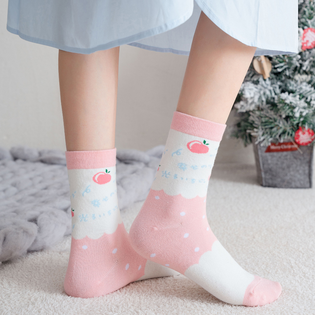 College style cute peach Harajuku fashion socks
