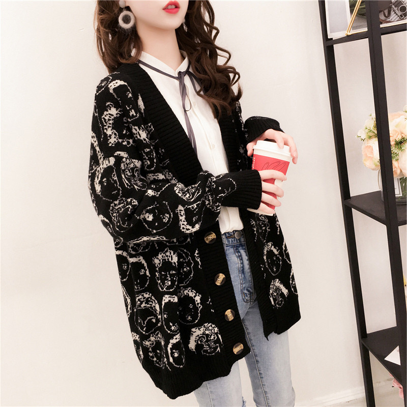 Autumn and winter new Korean style Hong Kong style retro mid-length sweater