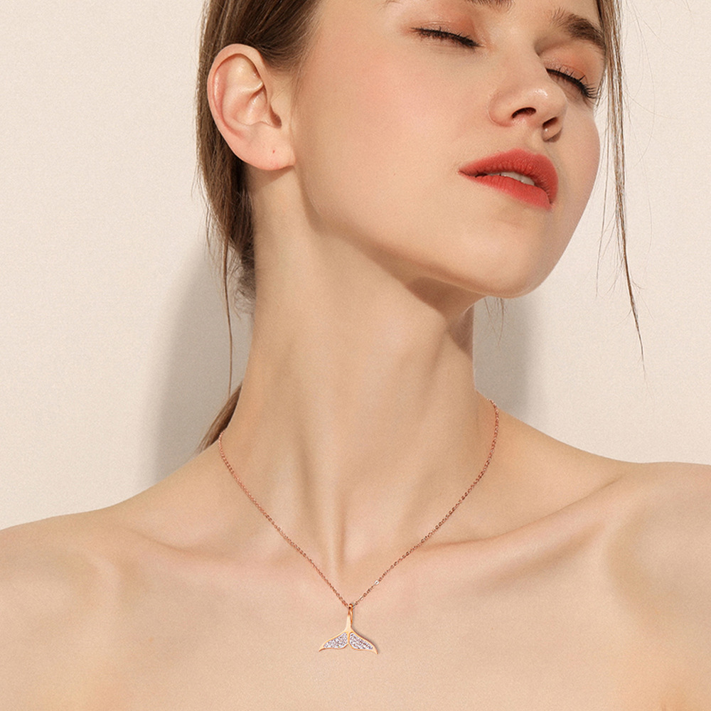 GorGor Japanese And Korean Choker Simple Temperament Fishtail Titanium Steel Rose Plated Golden Pendant Women Necklace 1598