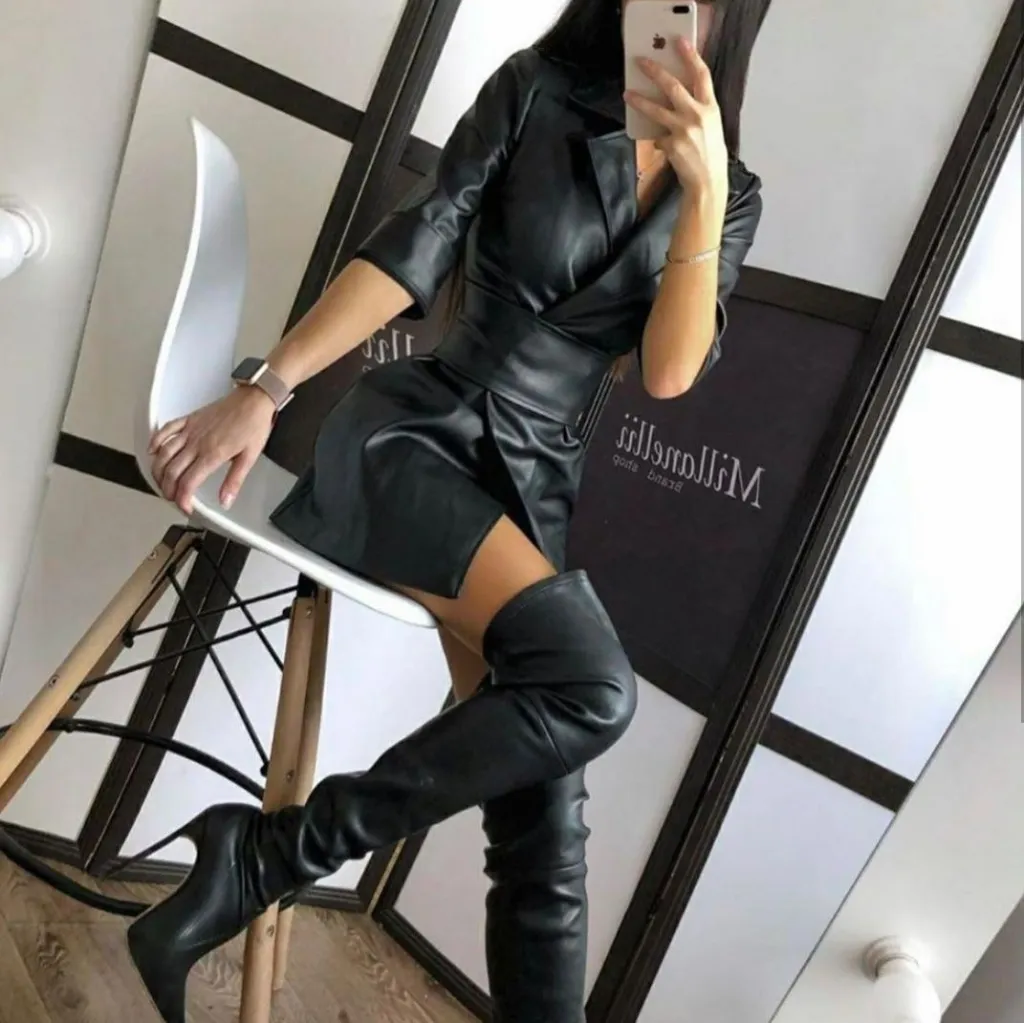 Women's dress leather jacket with belt - Black