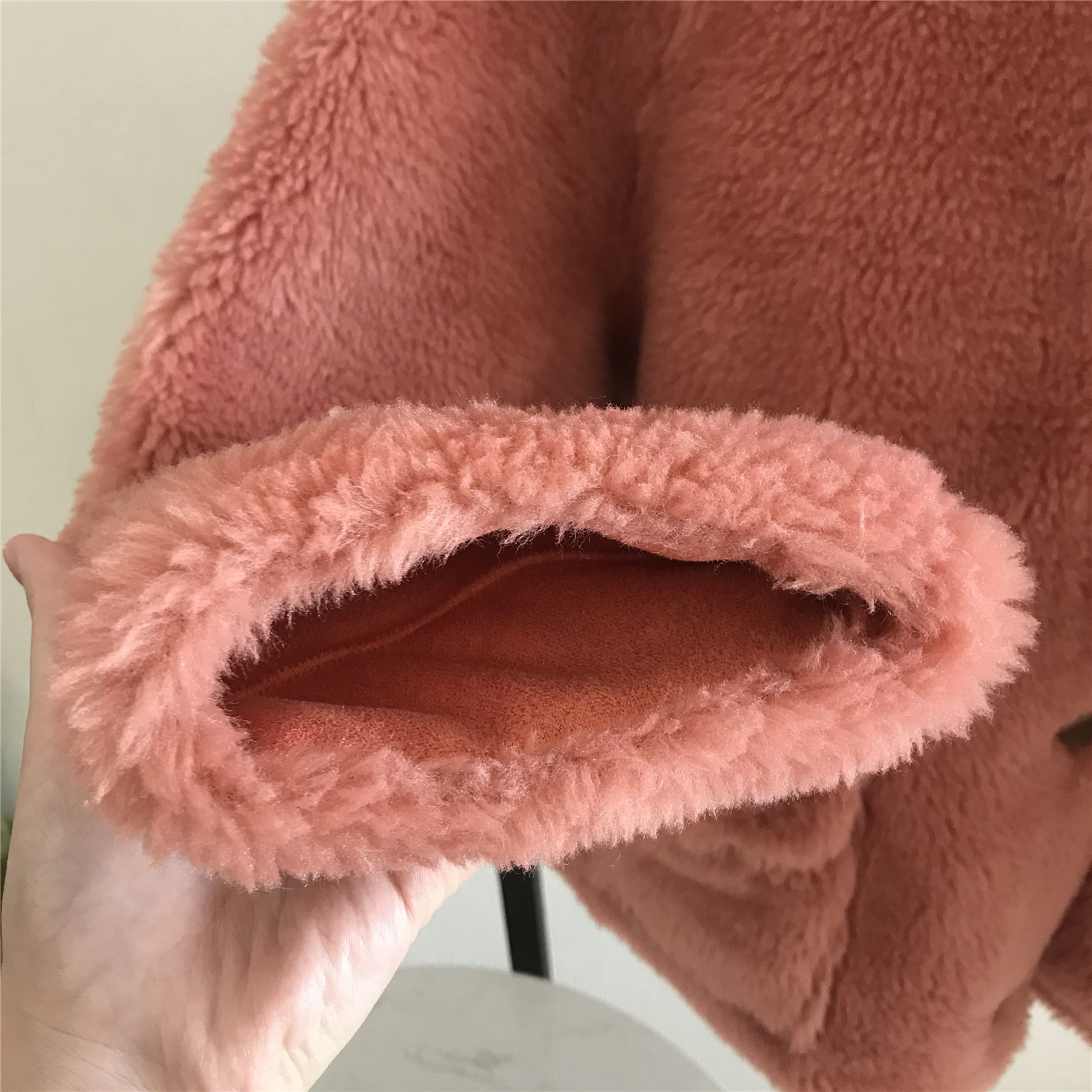 Warm loose fur coat lamb fur coat