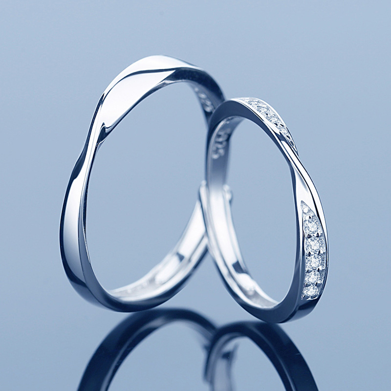Mobius ring: pure silver for men and women