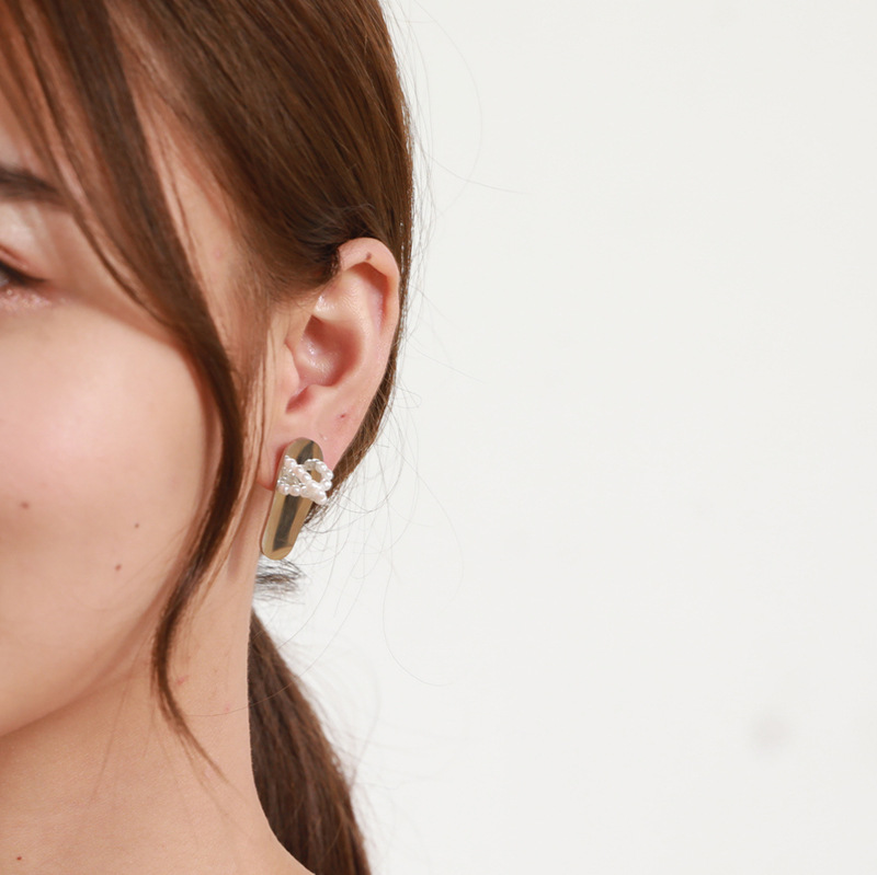 Universal wireless earphone earplug