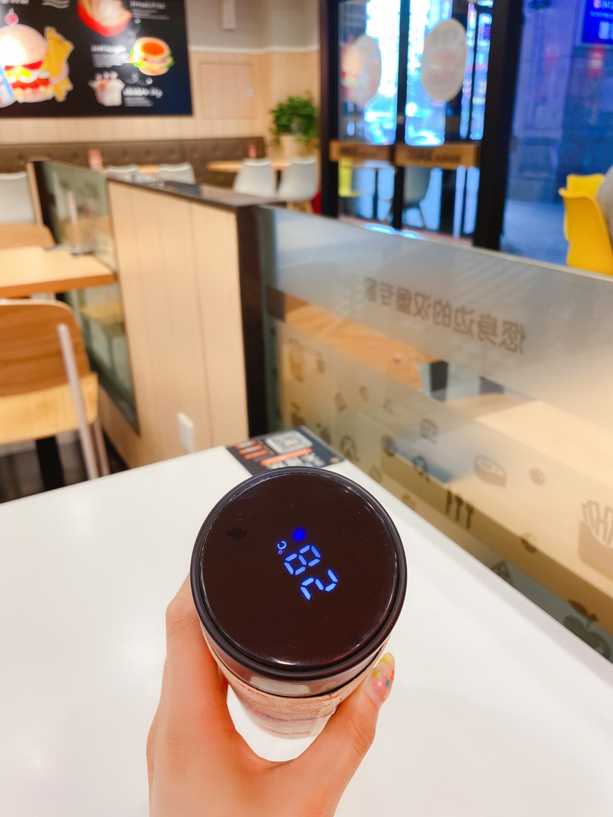 Smart digital display thermos cup portable water cup