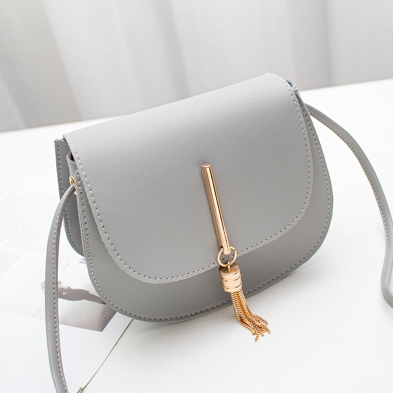 Shoulder bag tassel round bag women bag