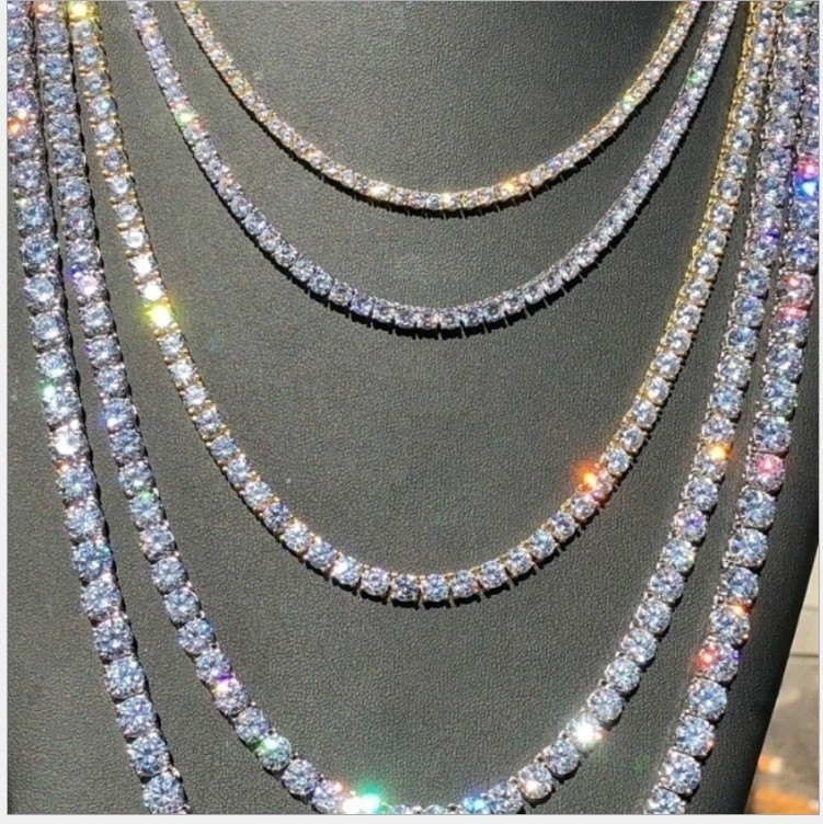Square claw chain rhinestone necklace