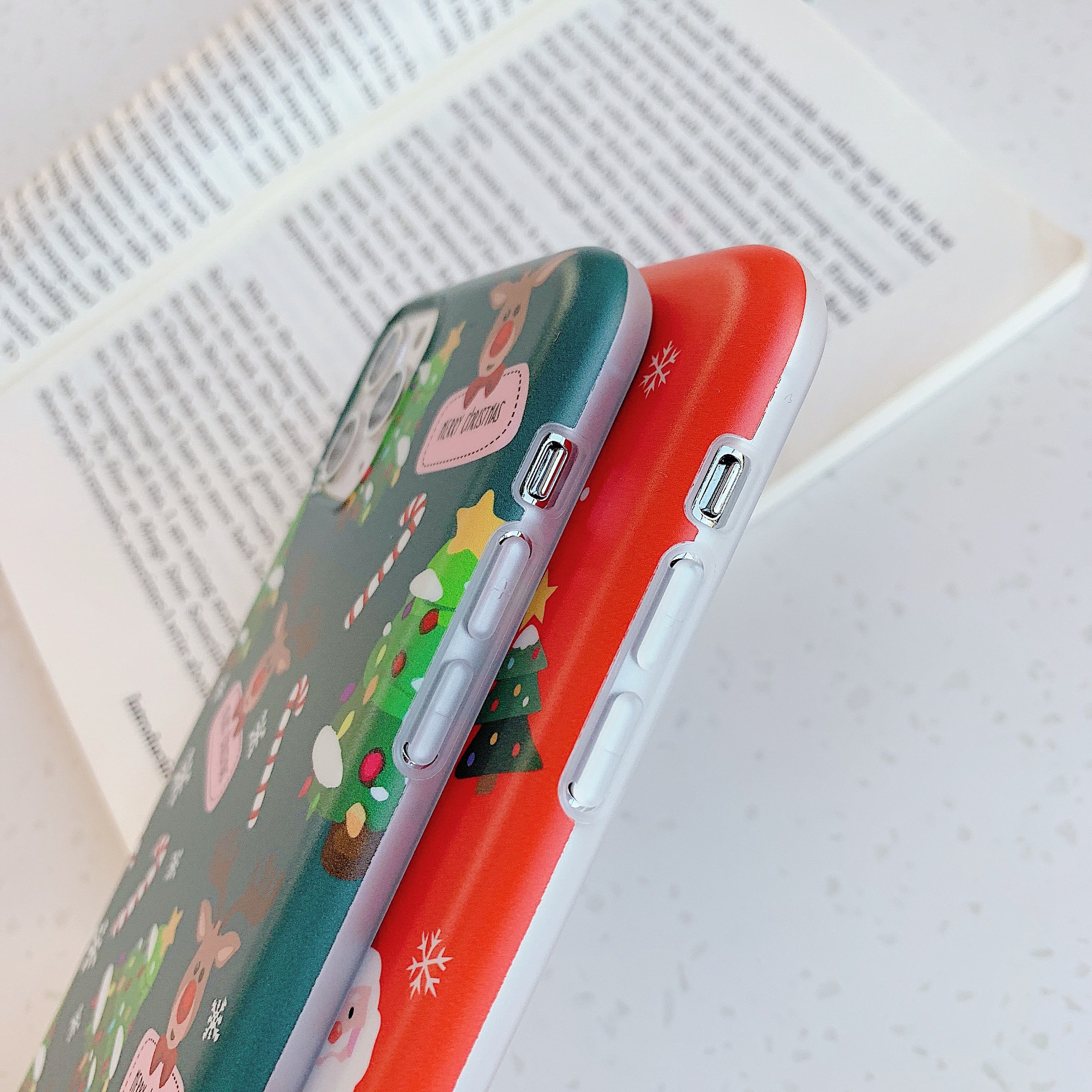 Compatible with Apple , Cartoon Christmas Case