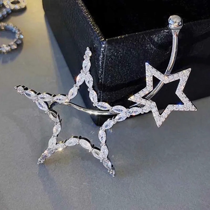 Five point star ear hang