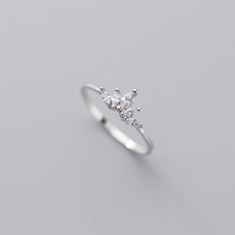Diamond Fancy Crown Ring