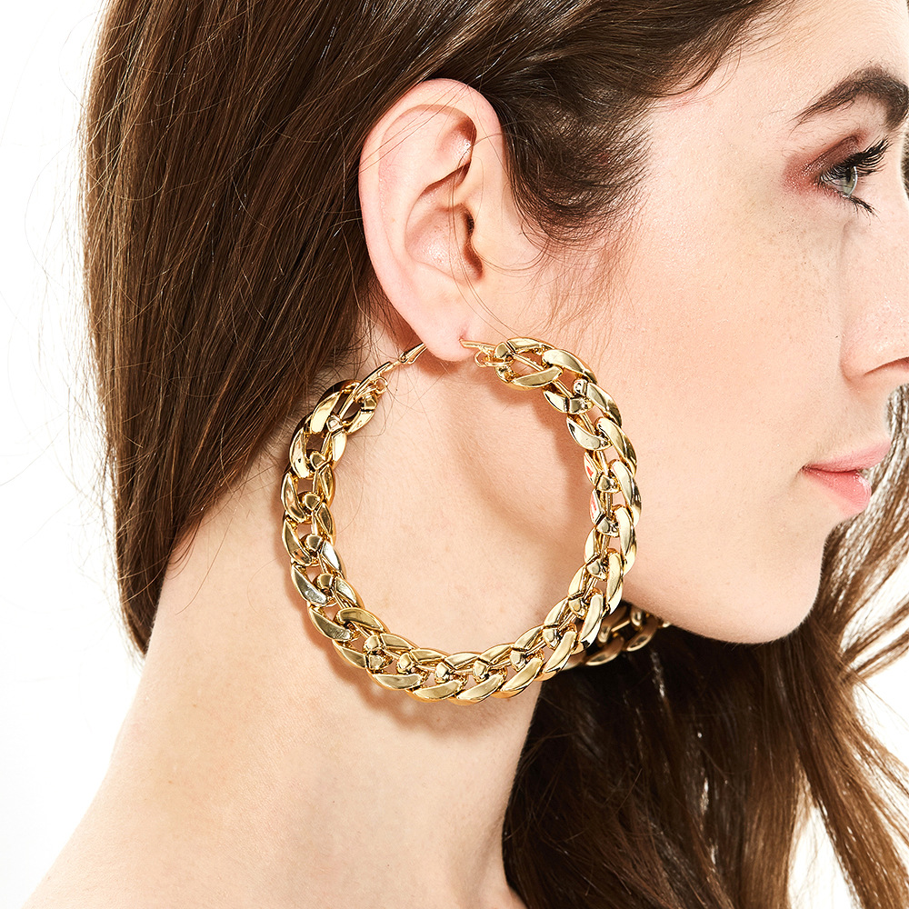 Exaggerated big hoop earrings