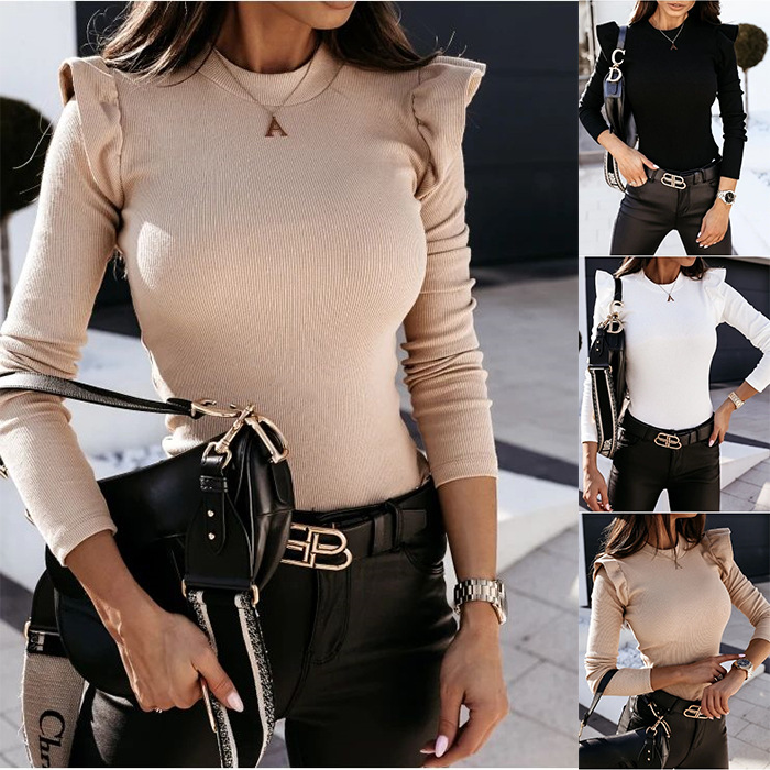 Slim-fit flying sleeve top