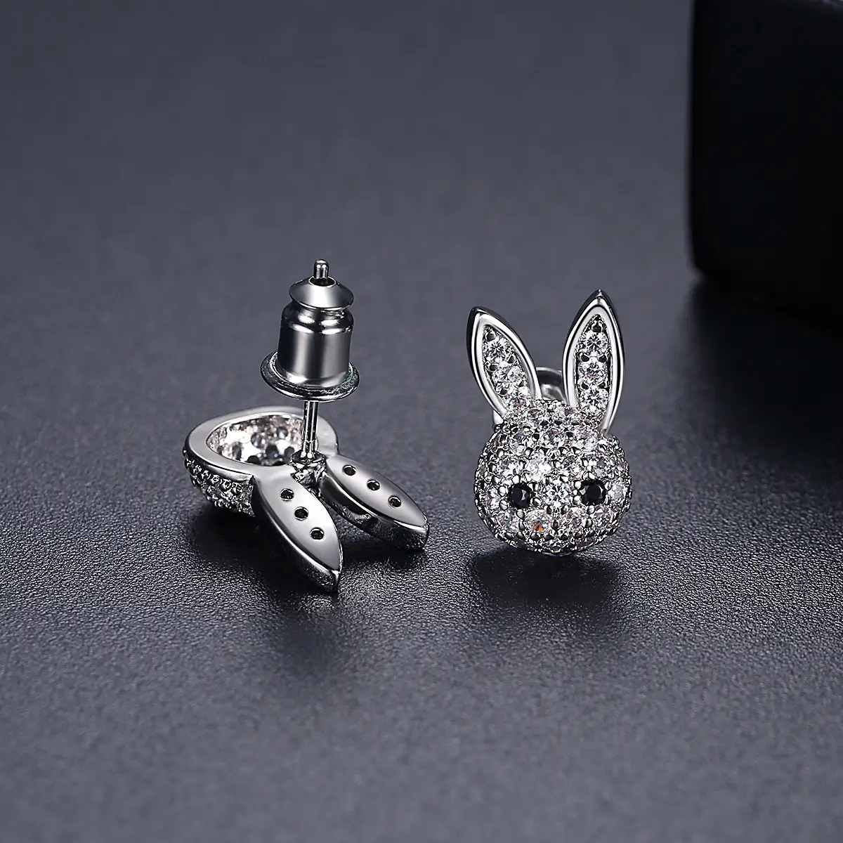 Cute rabbit earrings