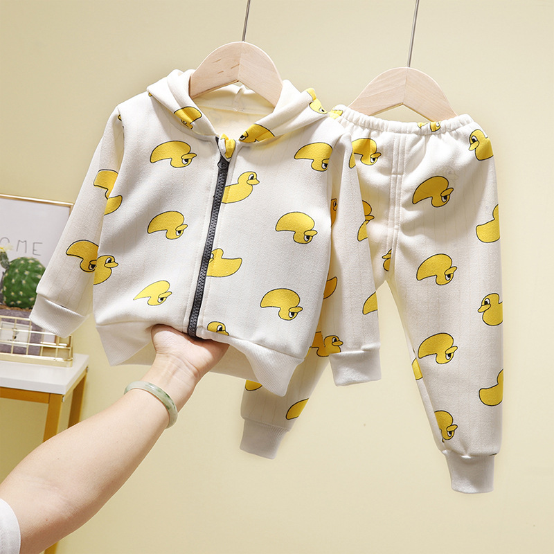 Two-piece children's western style sports suit