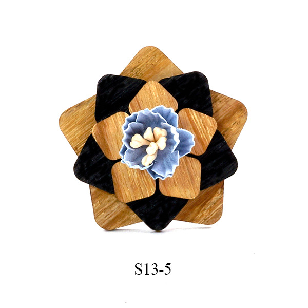 Wooden Leaf Corsage Brooch, picture 4 of 5