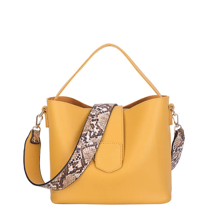 Shoulder messenger handbag - Yellow