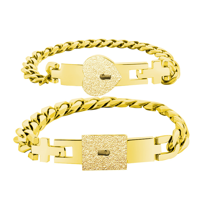 Male and female concentric lock interlock key bracelet