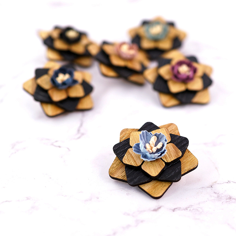 Wooden Leaf Corsage Brooch, picture 2 of 5