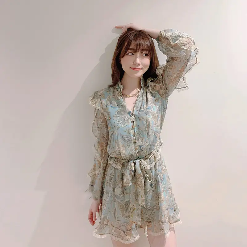 Ladies blue platycodon french high-end lace jumpsuit
