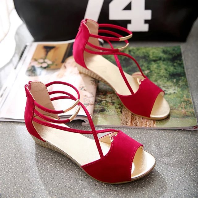 Title 7, Strap round head low heel sandals