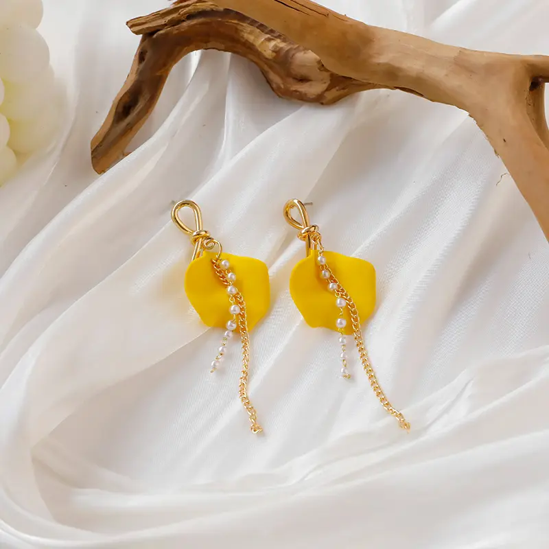 Yellow Fashion Earrings Set for Women — 28style
