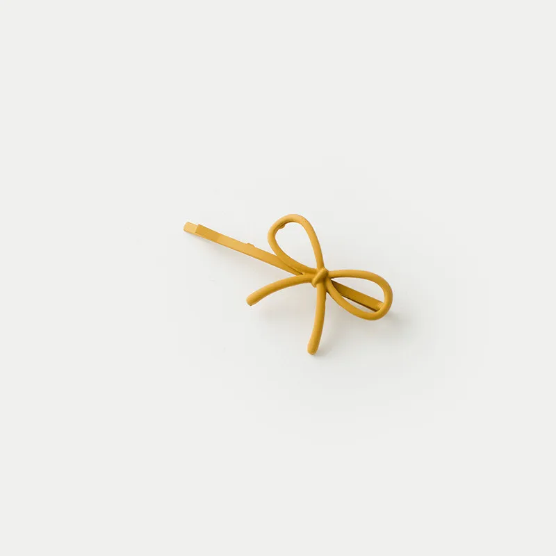Water lacquer bow one word clip hairpin - Yellow