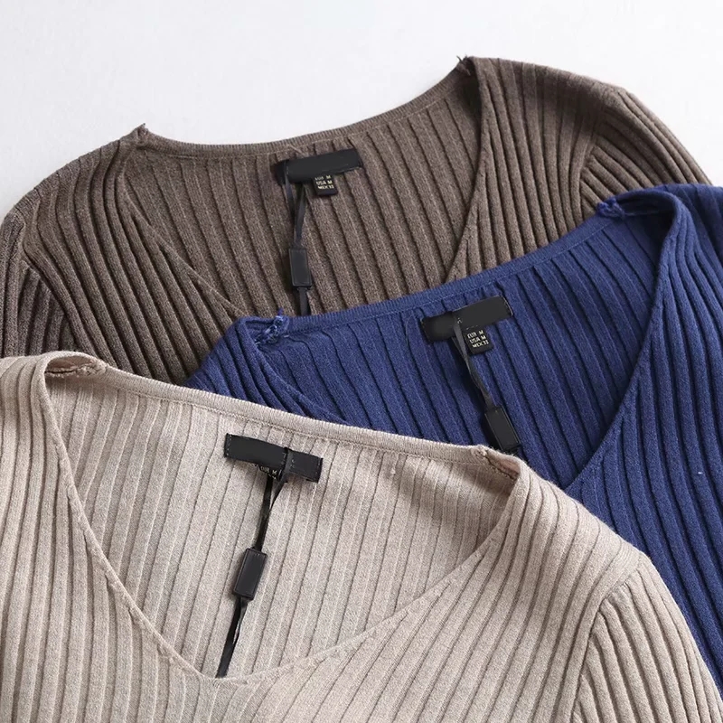 Blended V-neck women's T-shirt