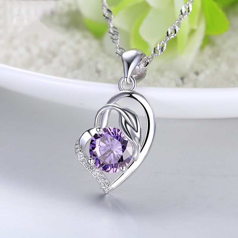 Crystal heart pendant