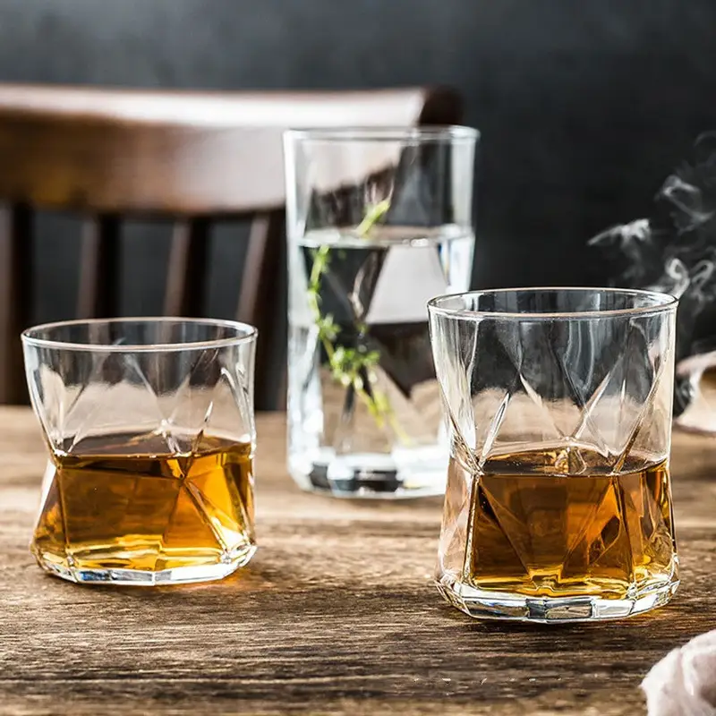 Oppi geometric glass cup