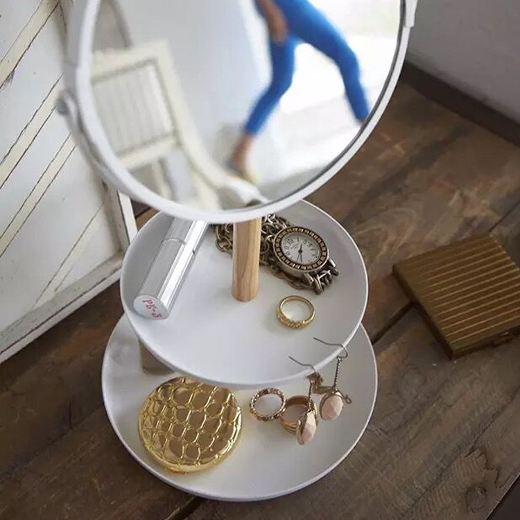 Desktop jewelry sundries storage tray