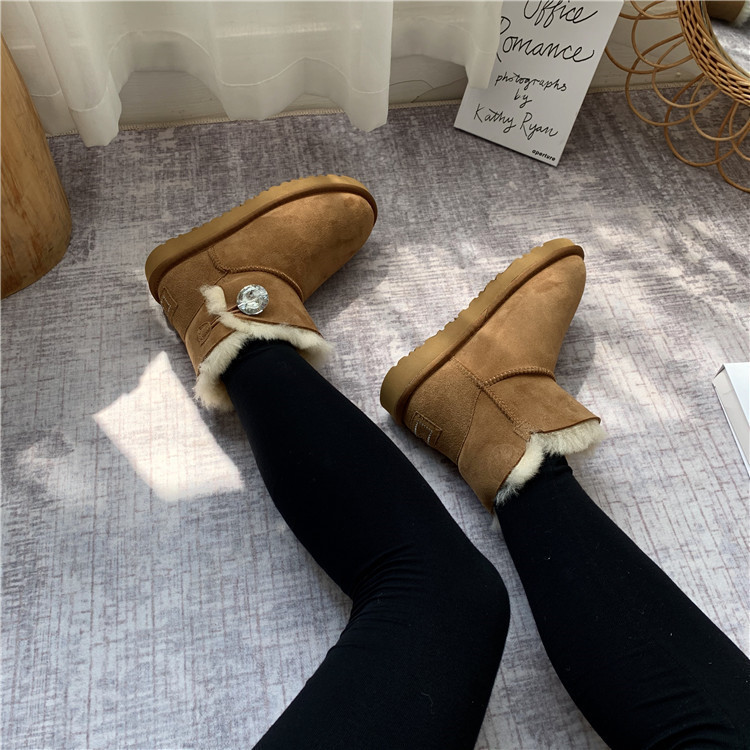 Women's mid-tube flat-bottomed fur snow boots