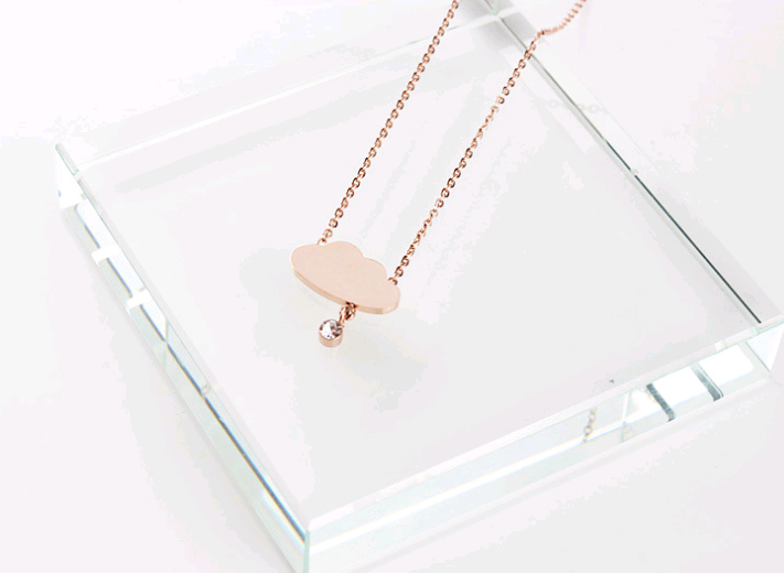 Weather series titanium steel rose gold cloud necklace female fashion personality wild clavicle chain hypoallergenic short necklace
